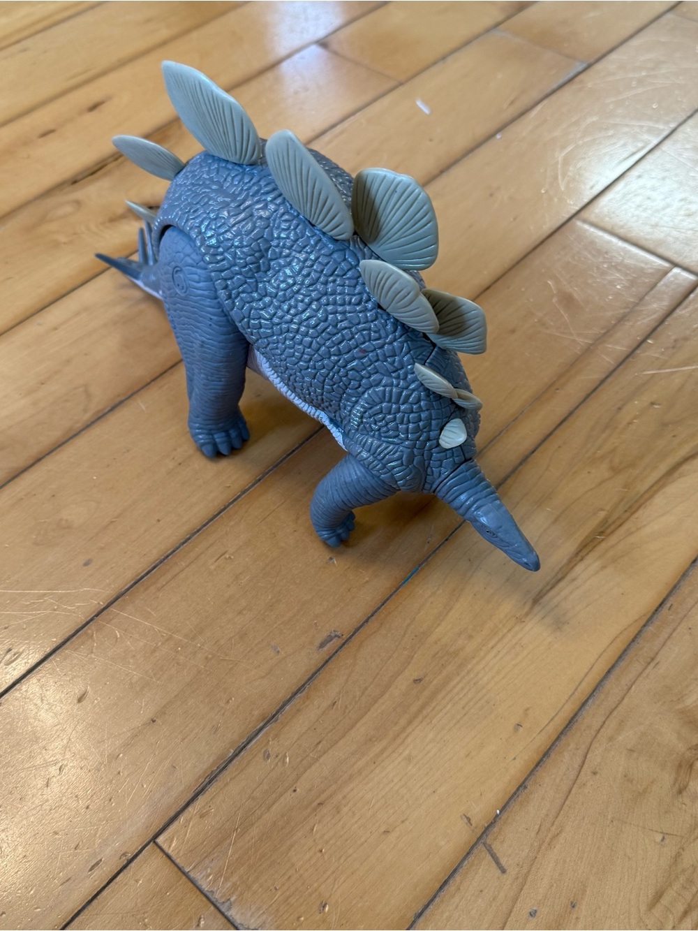 Vintage playskool 1987-Blue Stegosaurus Action Figure Toy - Kids Playset